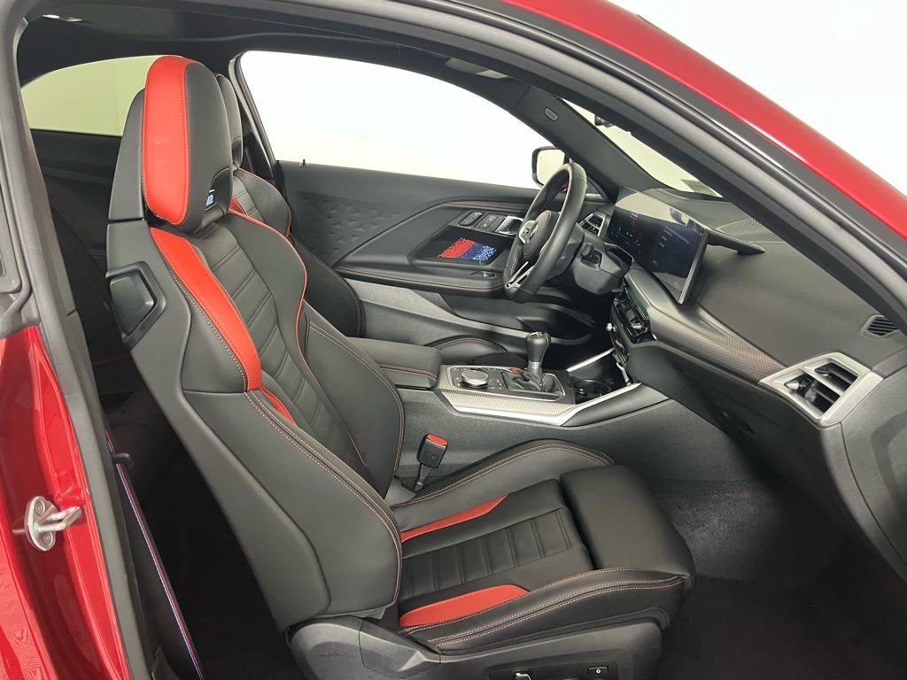 Used 2025 BMW M2 w/ Lighting Package image 29