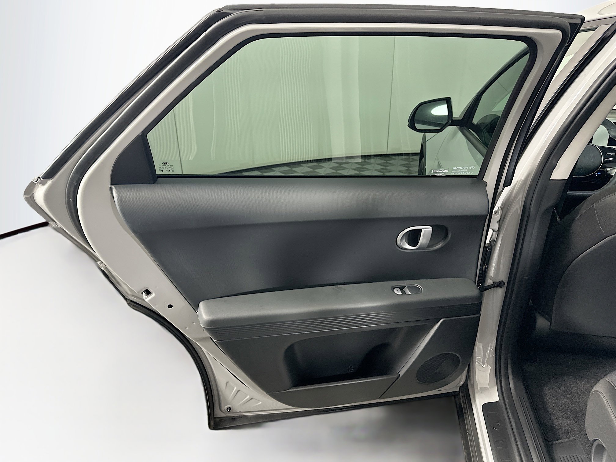 Used 2024 Hyundai Ioniq 5 SEL RWD image 26