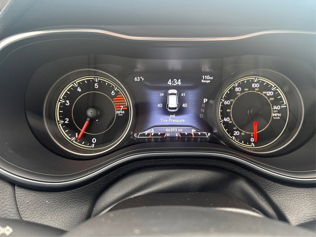 Used 2023 Jeep Cherokee Altitude Lux AWD/4WD image 21