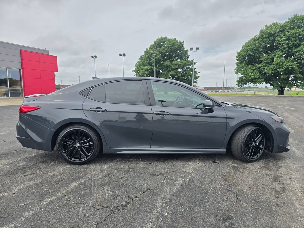 Used 2025 Toyota Camry SE FWD image 16