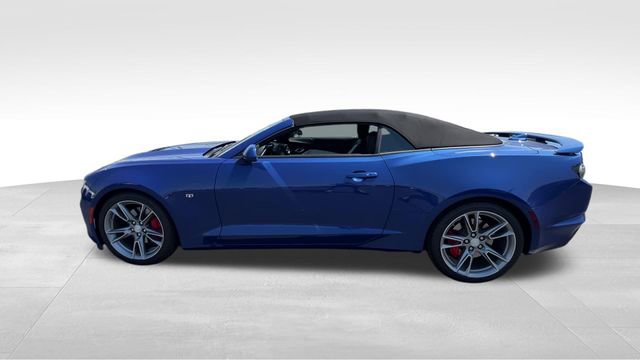 Used 2020 Chevrolet Camaro SS RWD image 3