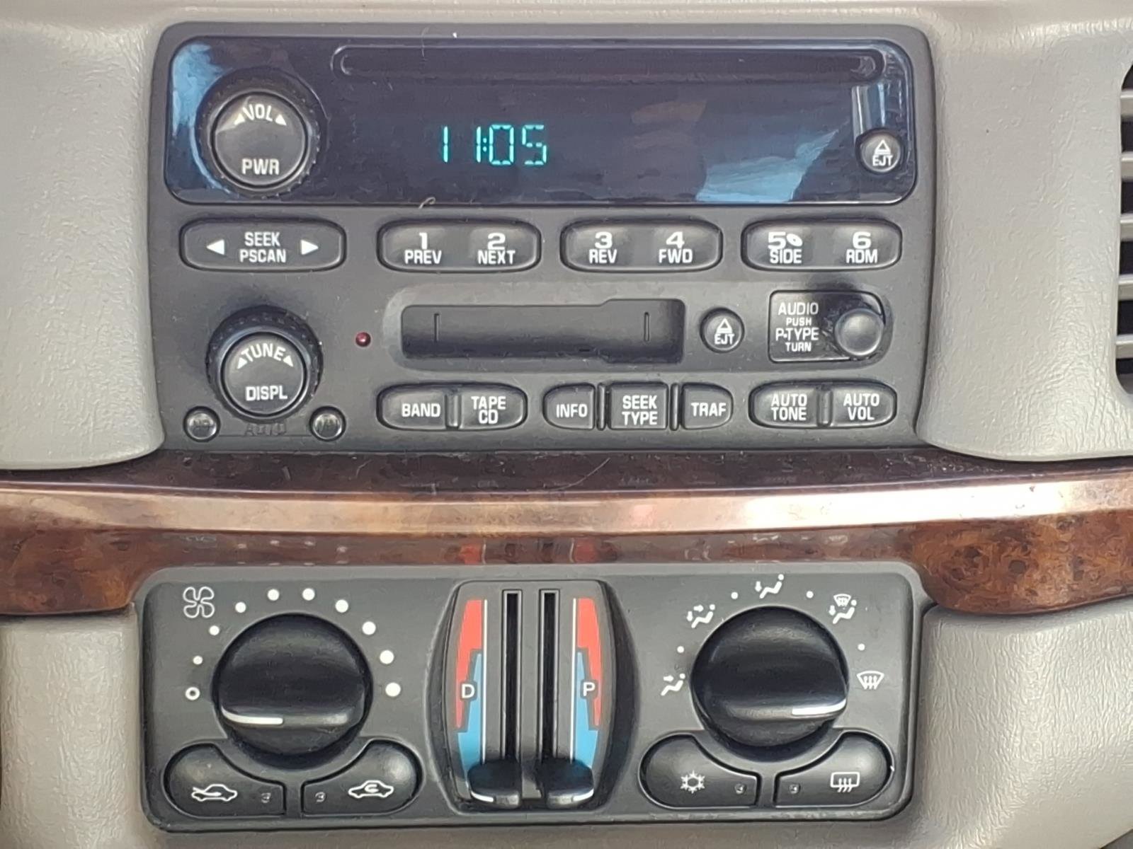 Used 2004 Chevrolet Impala w/ Preferred Equipment Group FWD image 5