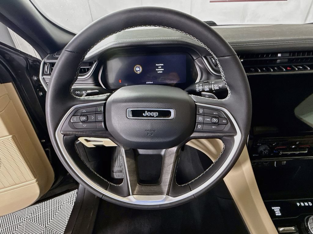 Used 2023 Jeep Grand Cherokee L Limited AWD/4WD image 20