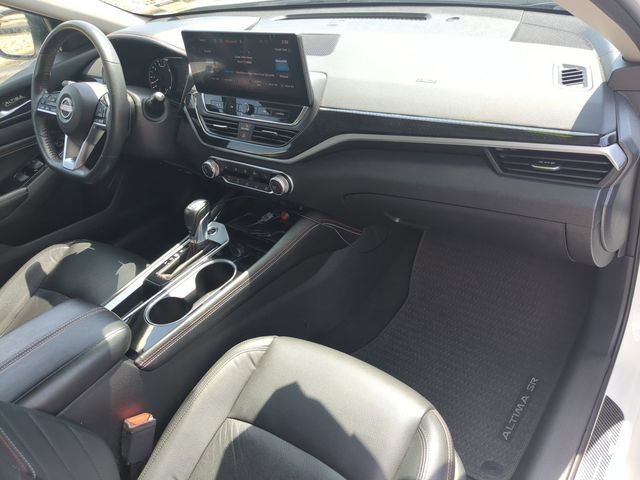 Used 2023 Nissan Altima 2.5 SR w/ SR Premium Package FWD image 38