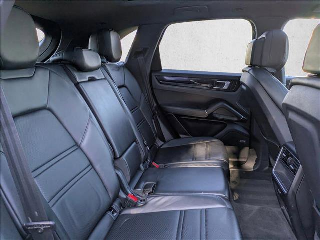 Used 2020 Porsche Cayenne image 20