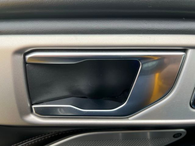 Used 2020 Ford Explorer Platinum w/ Premium Technology Package image 11