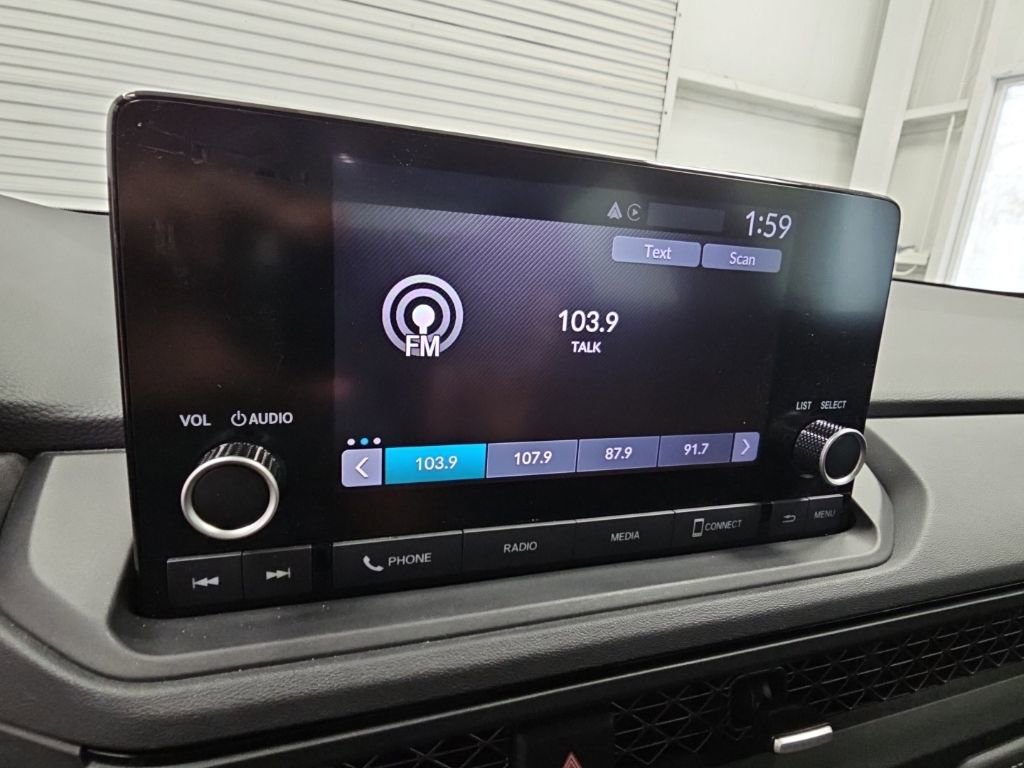 Used 2025 Honda Accord SE image 14