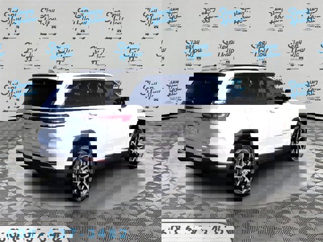 New 2025 Jeep Grand Cherokee Limited w/ Trailer Tow Package image 5