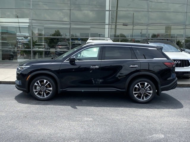 New 2025 INFINITI QX60 Luxe w/ Vision Package image 2