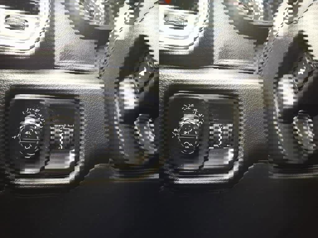 Used 2019 RAM 2500 Big Horn w/ Night Edition image 20