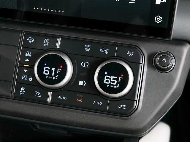 New 2026 Land Rover Defender 110 X-Dynamic SE AWD/4WD image 15