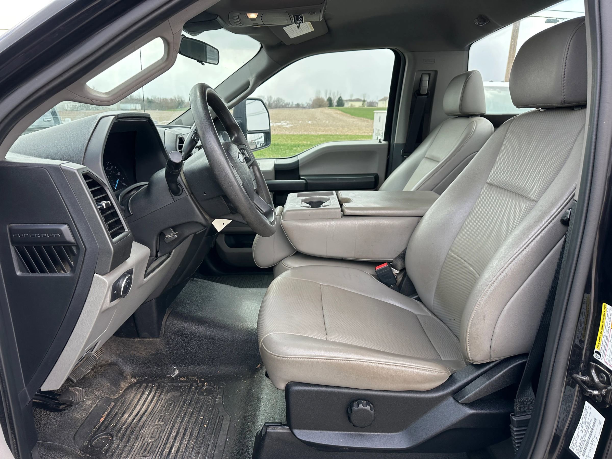 Used 2020 Ford F250 XL w/ STX Appearance Package image 9