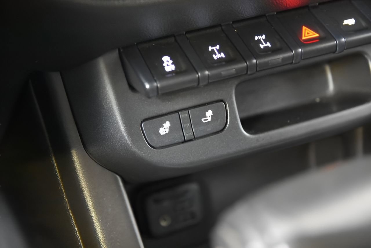 Used 2021 Chevrolet Colorado ZR2 w/ ZR2 Dusk Special Edition image 21