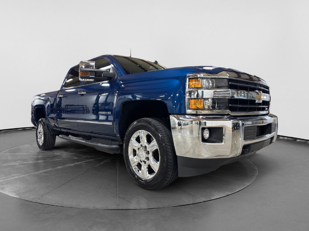 Used 2019 Chevrolet Silverado 2500 LTZ w/ Duramax Plus Package AWD/4WD image 28