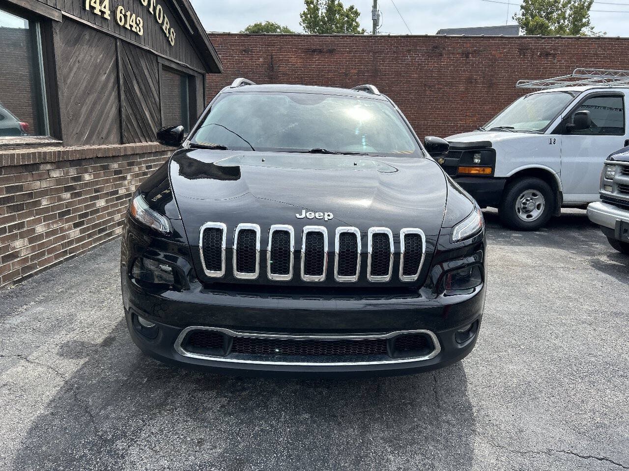 Used 2014 Jeep Cherokee Limited FWD image 6