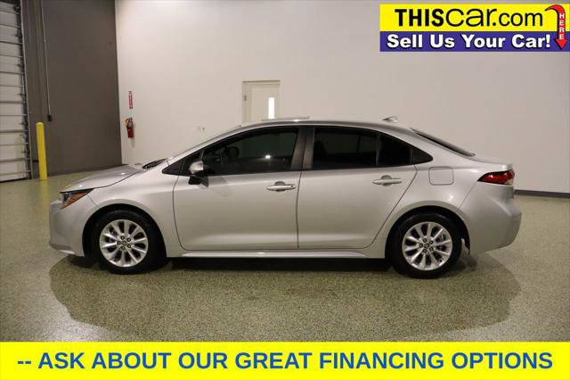 Used 2020 Toyota Corolla LE image 4