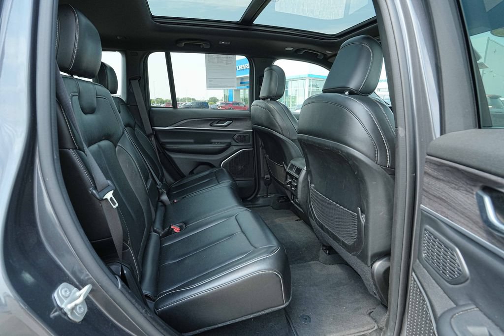 Used 2024 Jeep Grand Cherokee Limited 4xe AWD/4WD image 24