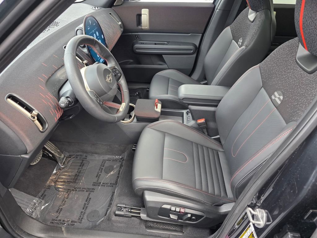 Used 2025 MINI Cooper Countryman John Cooper Works image 9