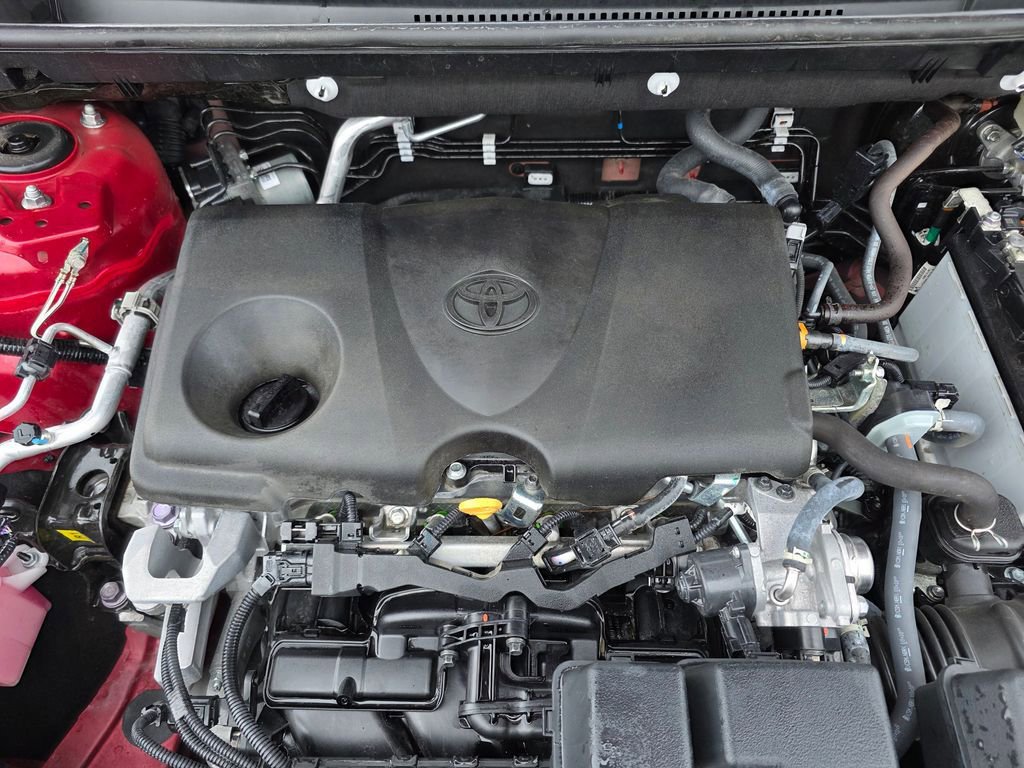 Used 2024 Toyota RAV4 LE image 10