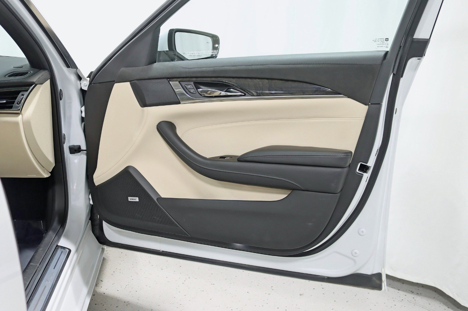 Used 2018 Cadillac CTS Luxury image 31