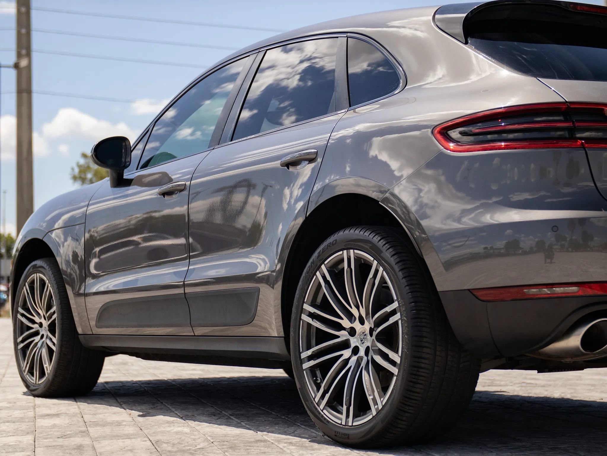Used 2015 Porsche Macan S AWD/4WD image 10