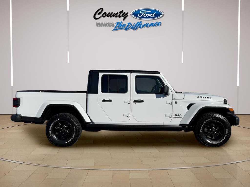 Used 2024 Jeep Gladiator Willys image 43