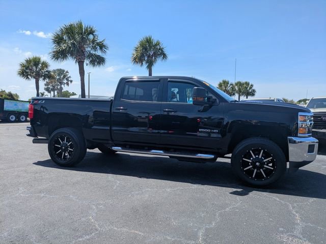 Used 2019 Chevrolet Silverado 2500 LT w/ LT Convenience Package AWD/4WD image 3