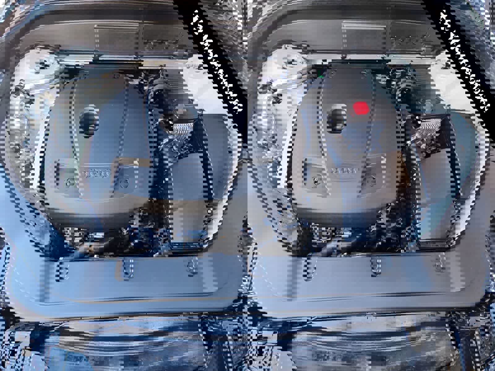 Used 2021 Volvo XC60 T5 Momentum w/ Advanced Package image 13