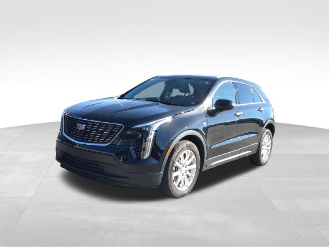 Used 2023 Cadillac XT4 Luxury w/ Cold Weather Package AWD/4WD image 27