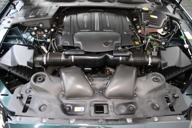 Used 2015 Jaguar XJ L Portfolio RWD image 33