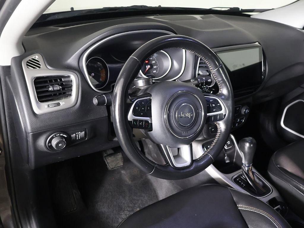 Used 2019 Jeep Compass Latitude w/ Popular Equipment Group image 24