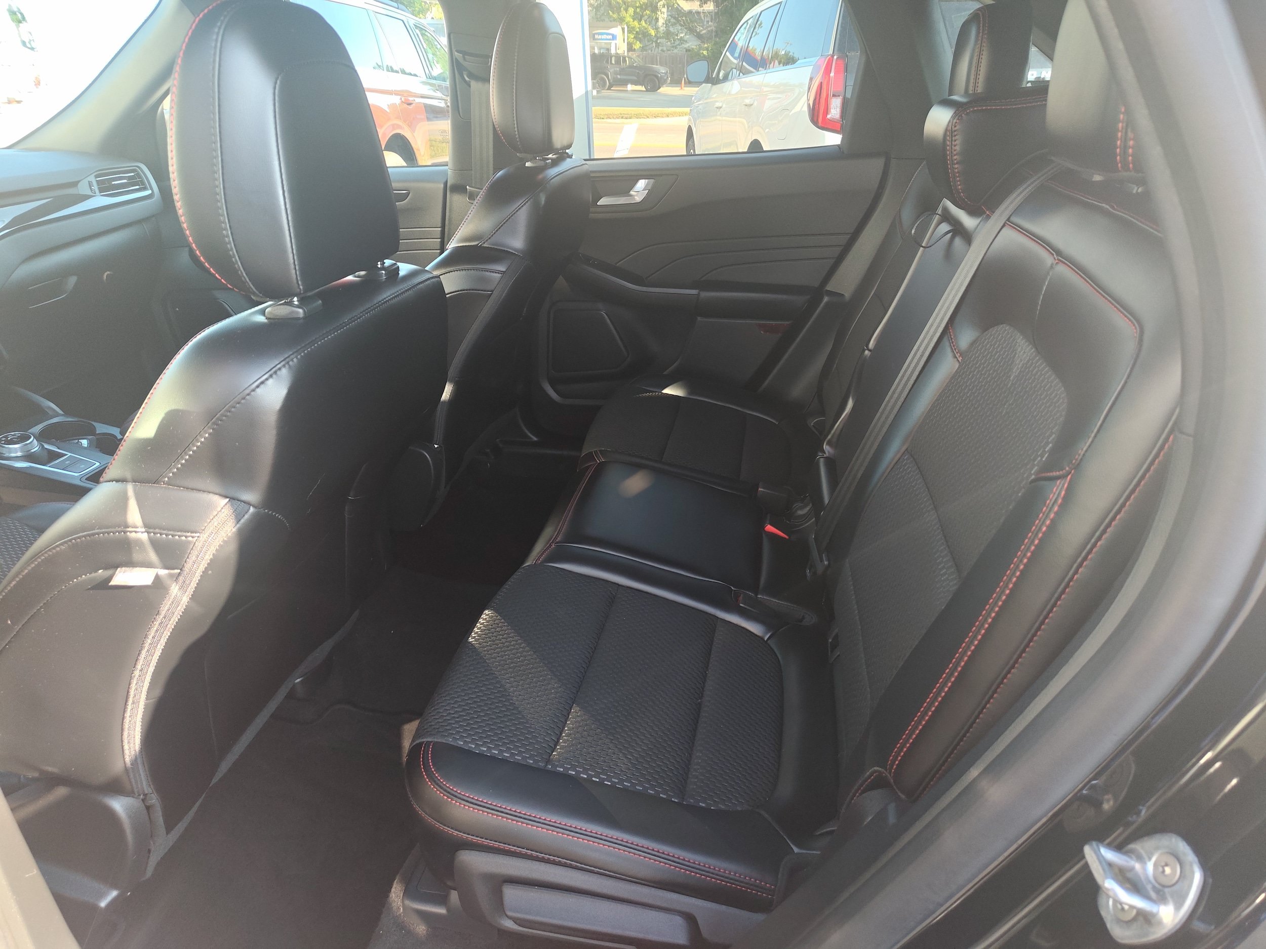 Used 2024 Ford Escape ST-Line w/ Tech Pack #1 AWD/4WD image 16