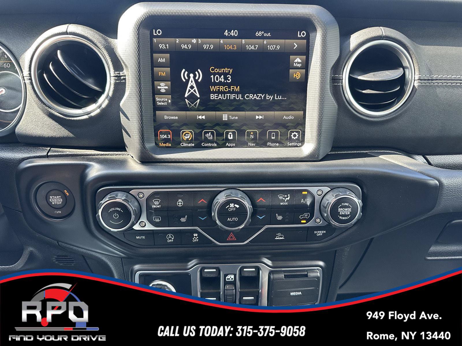 Used 2023 Jeep Wrangler Unlimited Sahara w/ LED Lighting Group AWD/4WD image 21