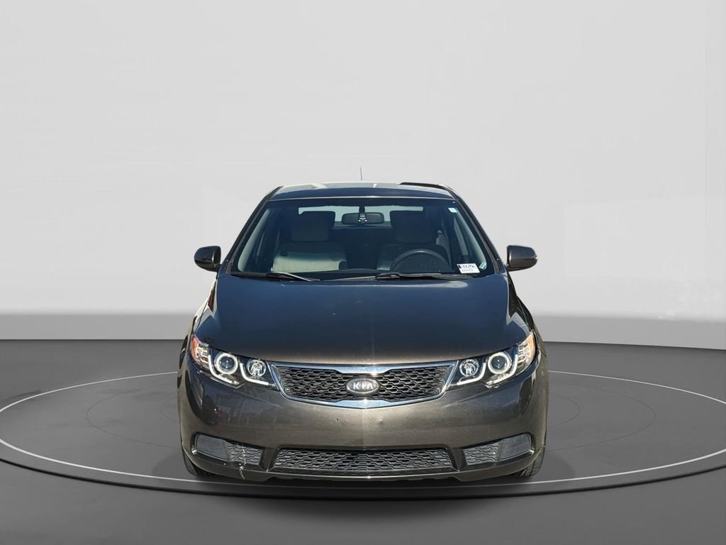 Used 2013 Kia Forte EX FWD image 2