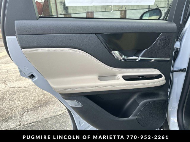 New 2026 Lincoln Corsair Grand Touring w/ Rear Removable Package Tray image 22