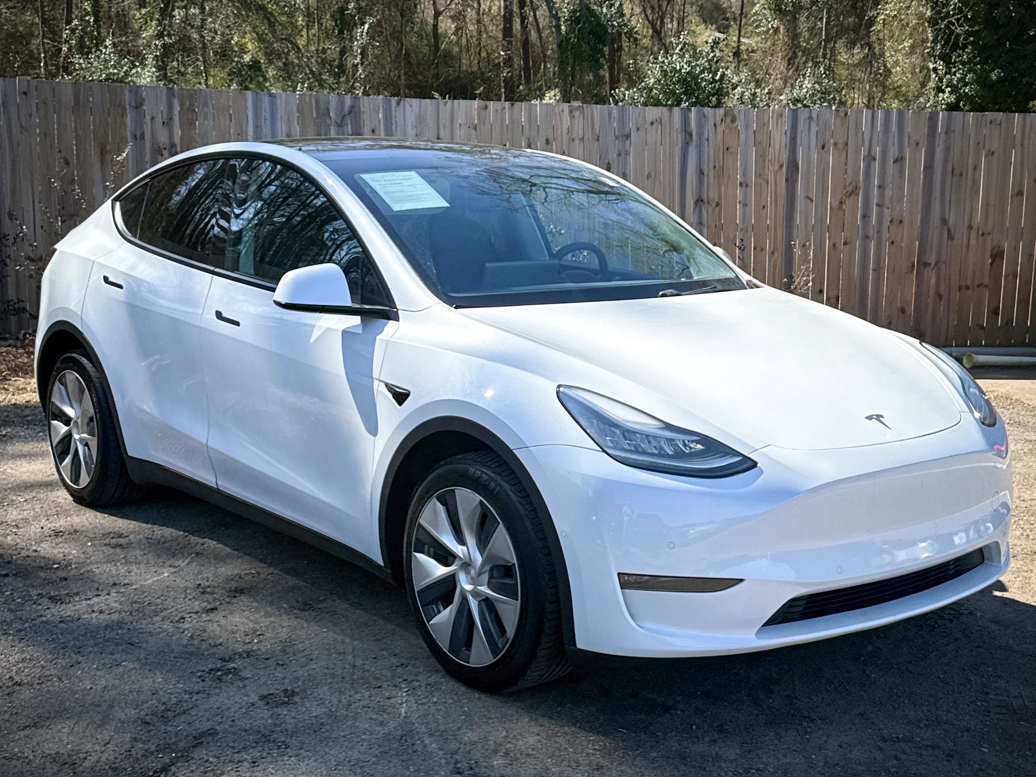 Used 2020 Tesla Model Y Long Range image 17