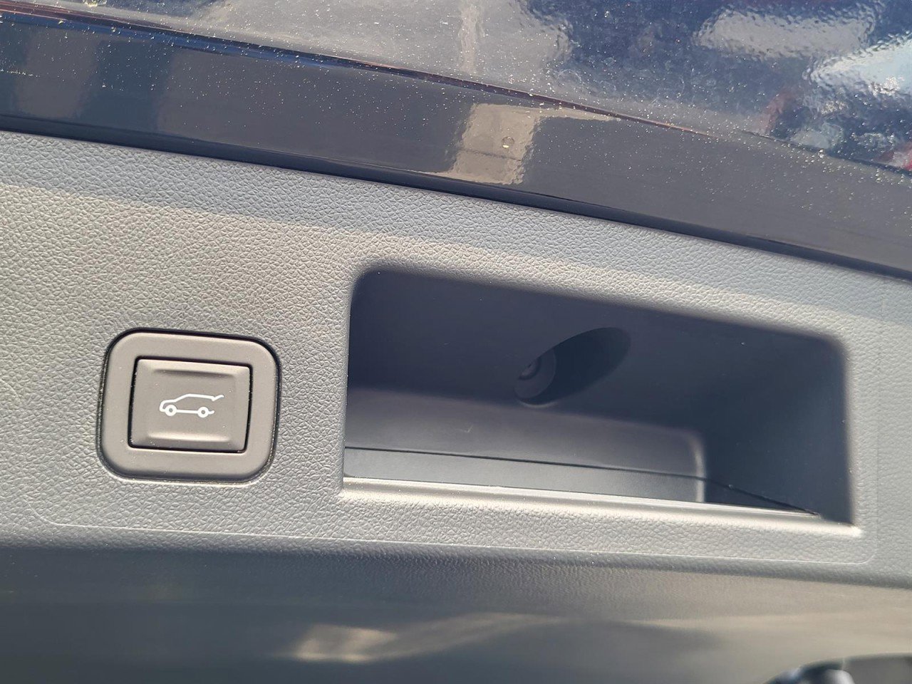 Used 2025 Chevrolet Equinox LT w/ Convenience Package II image 5