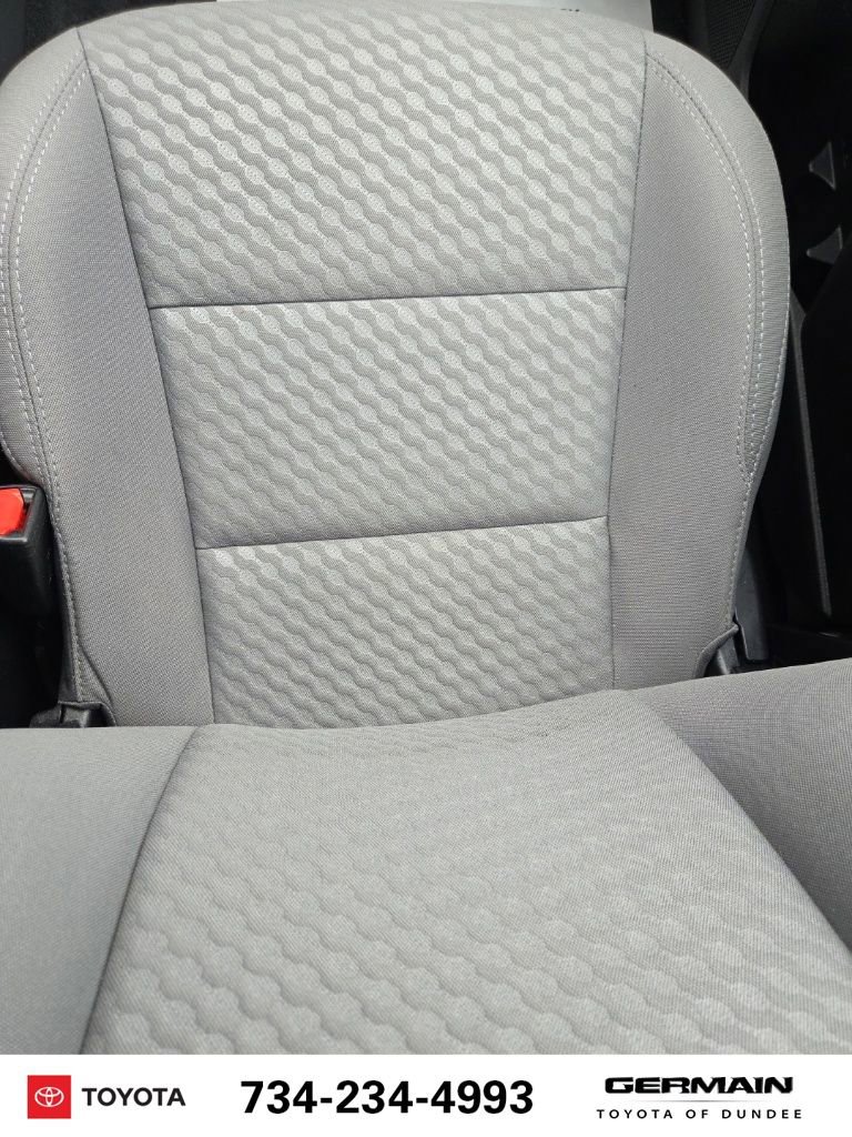 Used 2022 Toyota Tacoma SR image 29