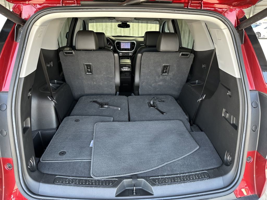 Certified 2022 GMC Acadia SLT w/ Technology Package FWD image 39