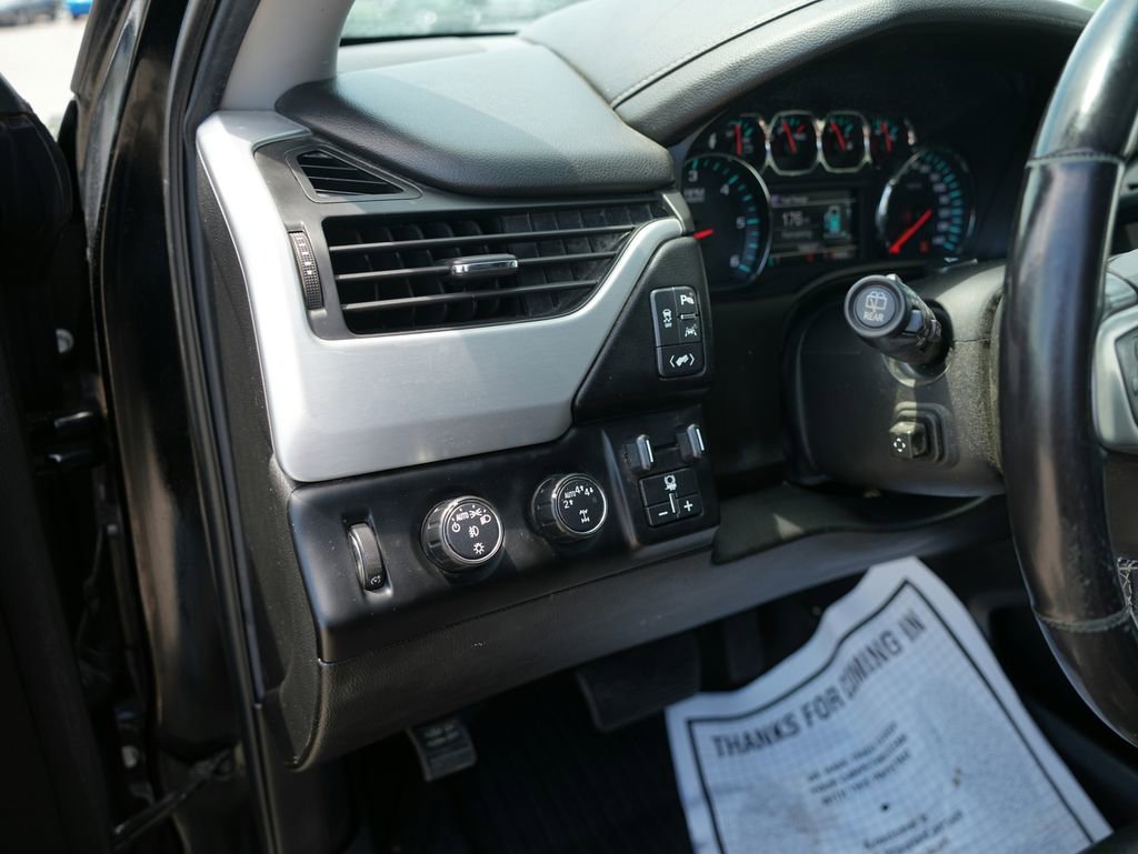Used 2019 GMC Yukon XL SLT w/ Open Road Package AWD/4WD image 19