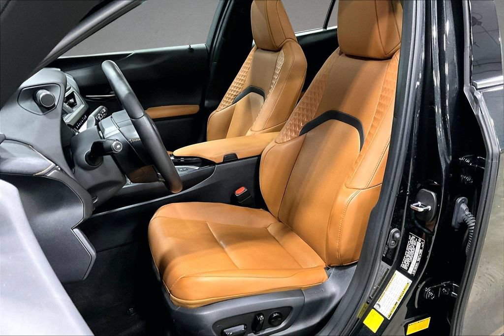Used 2022 Lexus UX 250h w/ Premium Package AWD/4WD image 21