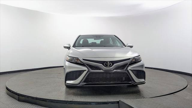 Used 2023 Toyota Camry SE FWD image 12