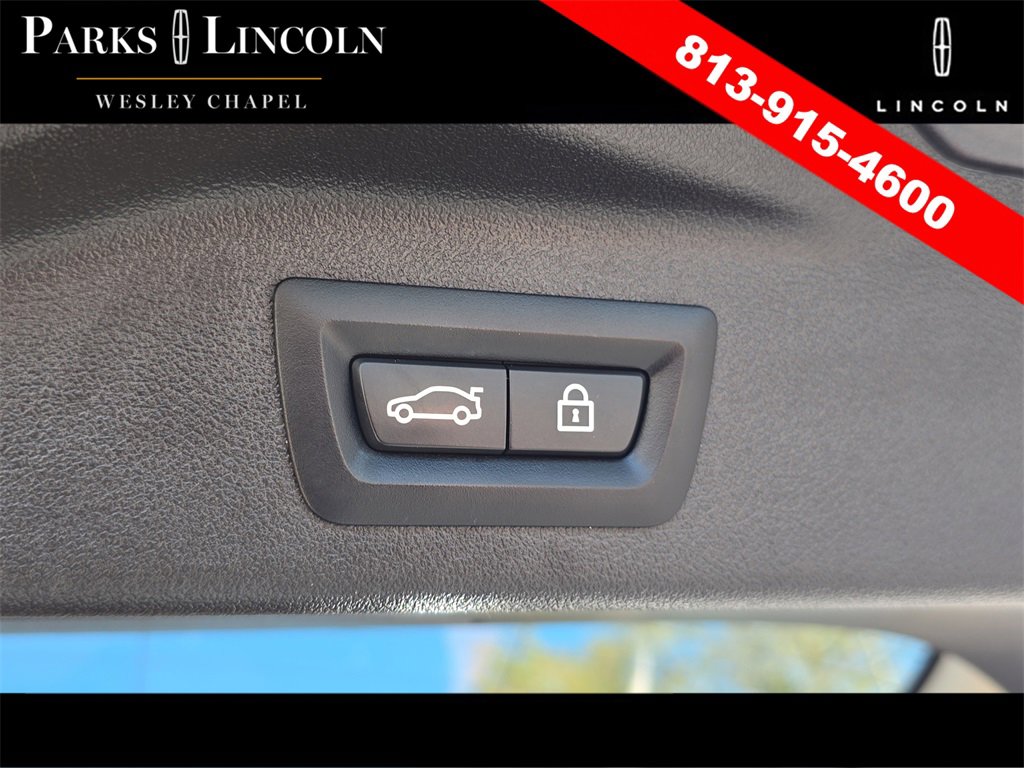 Used 2020 BMW X7 xDrive40i w/ Cold Weather Package image 10