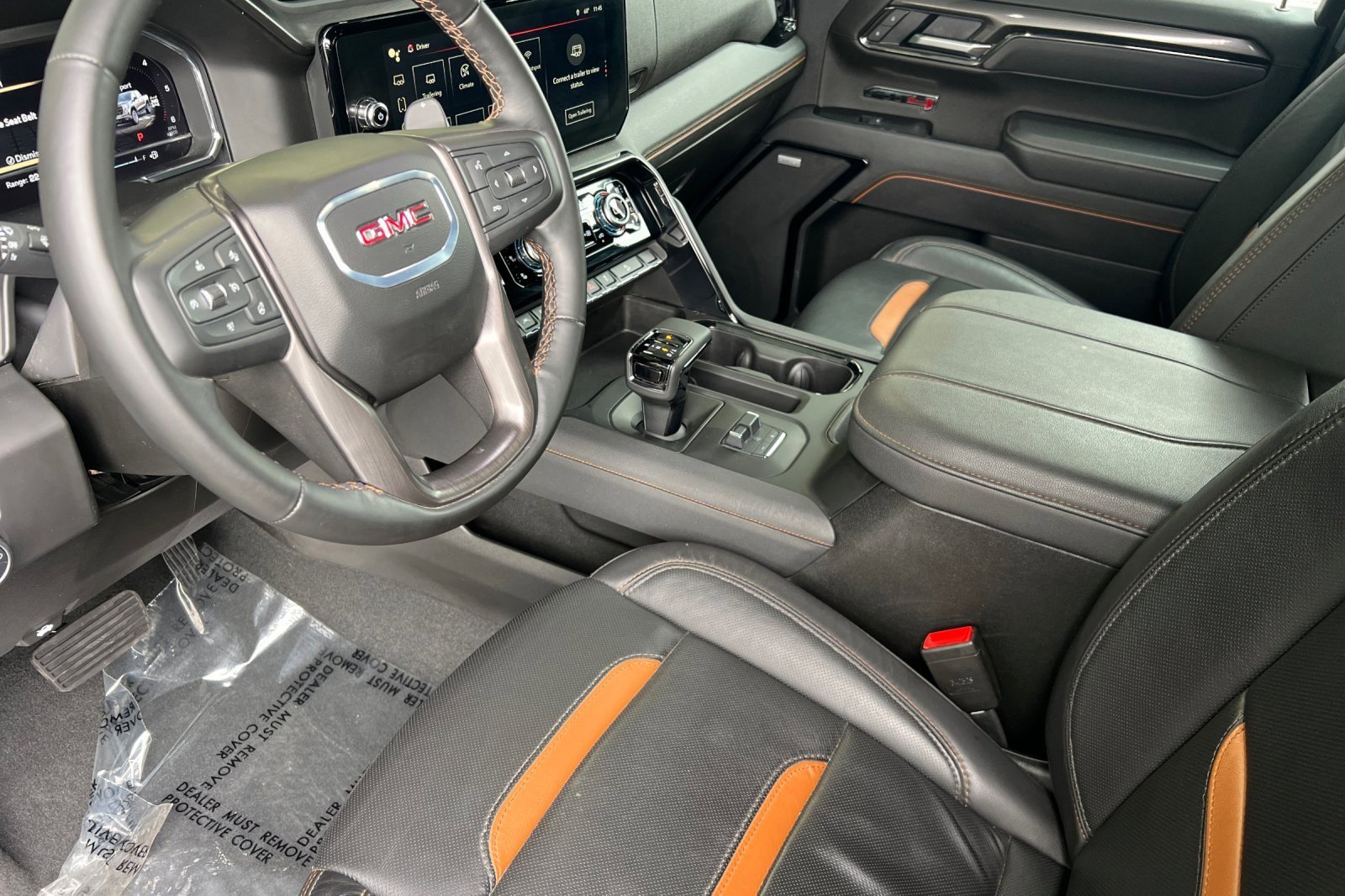 Used 2025 GMC Sierra 1500 AT4 image 9
