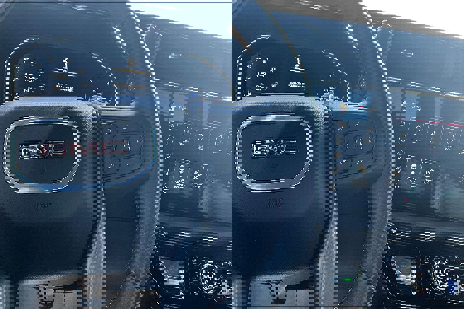 Used 2024 GMC Sierra 2500 AT4X image 13