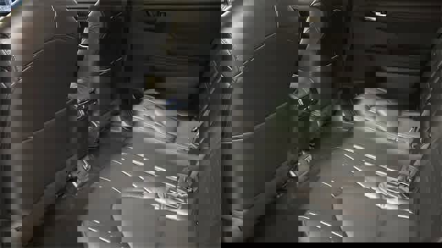 Used 2022 Toyota Highlander XLE image 28