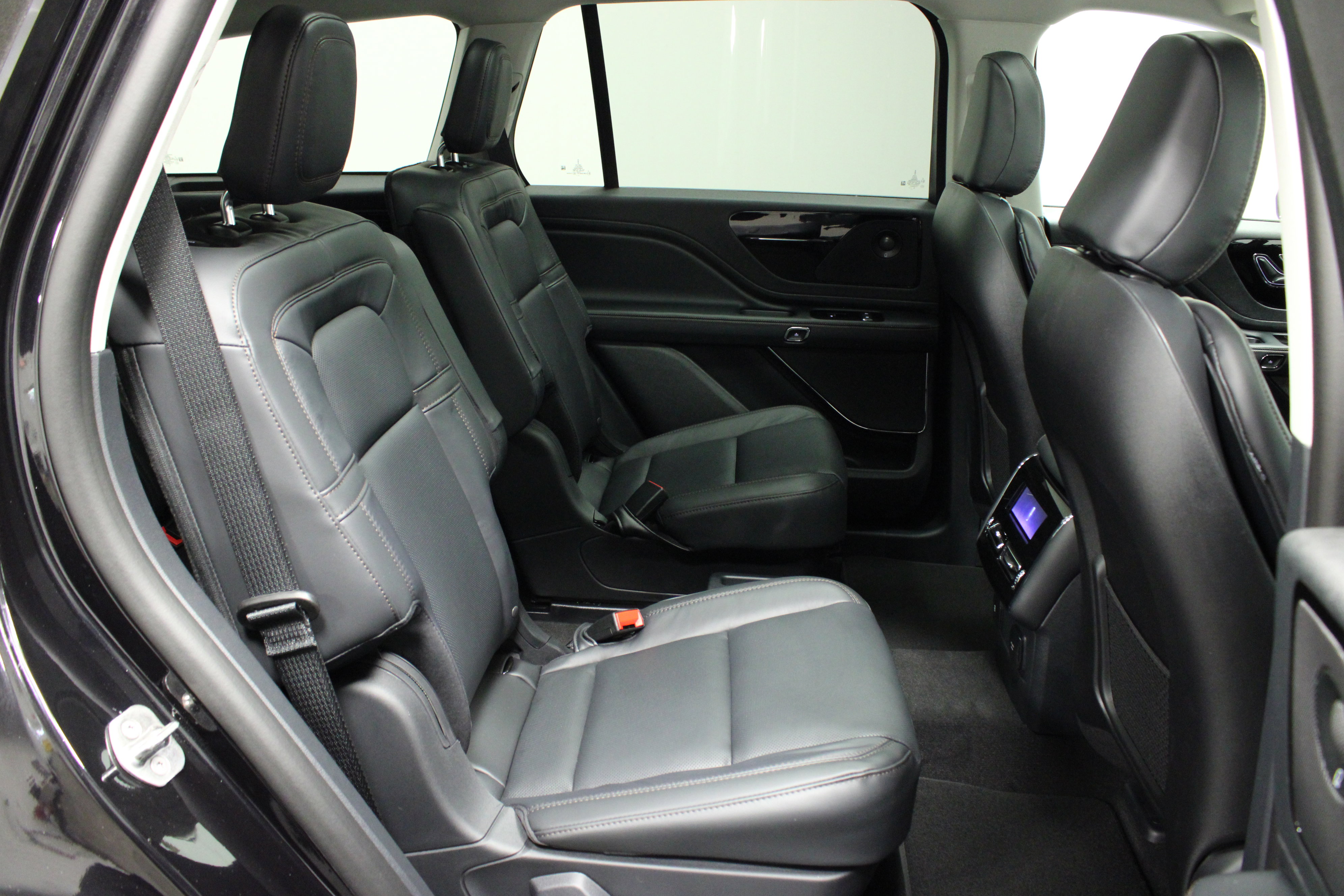 New 2026 Lincoln Aviator Reserve w/ Jet Appearance Package image 15