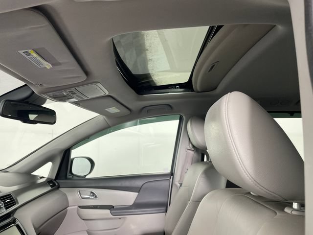 Used 2015 Honda Odyssey EX-L image 12