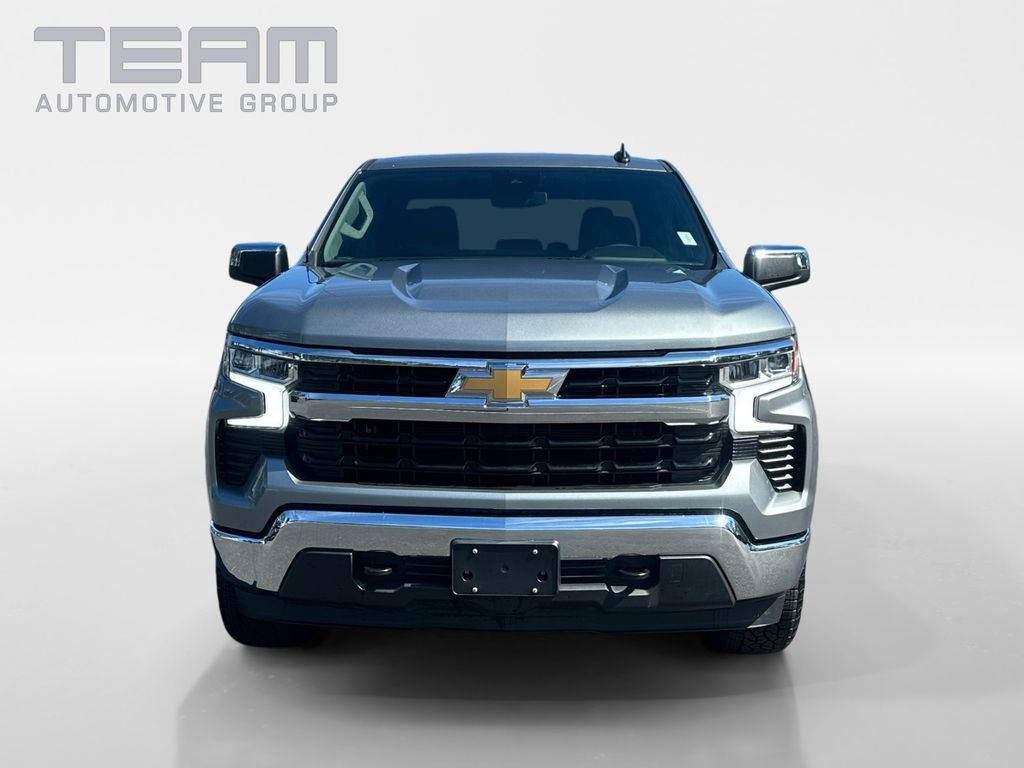 Used 2024 Chevrolet Silverado 1500 LT w/ Z71 Off-Road Package image 2