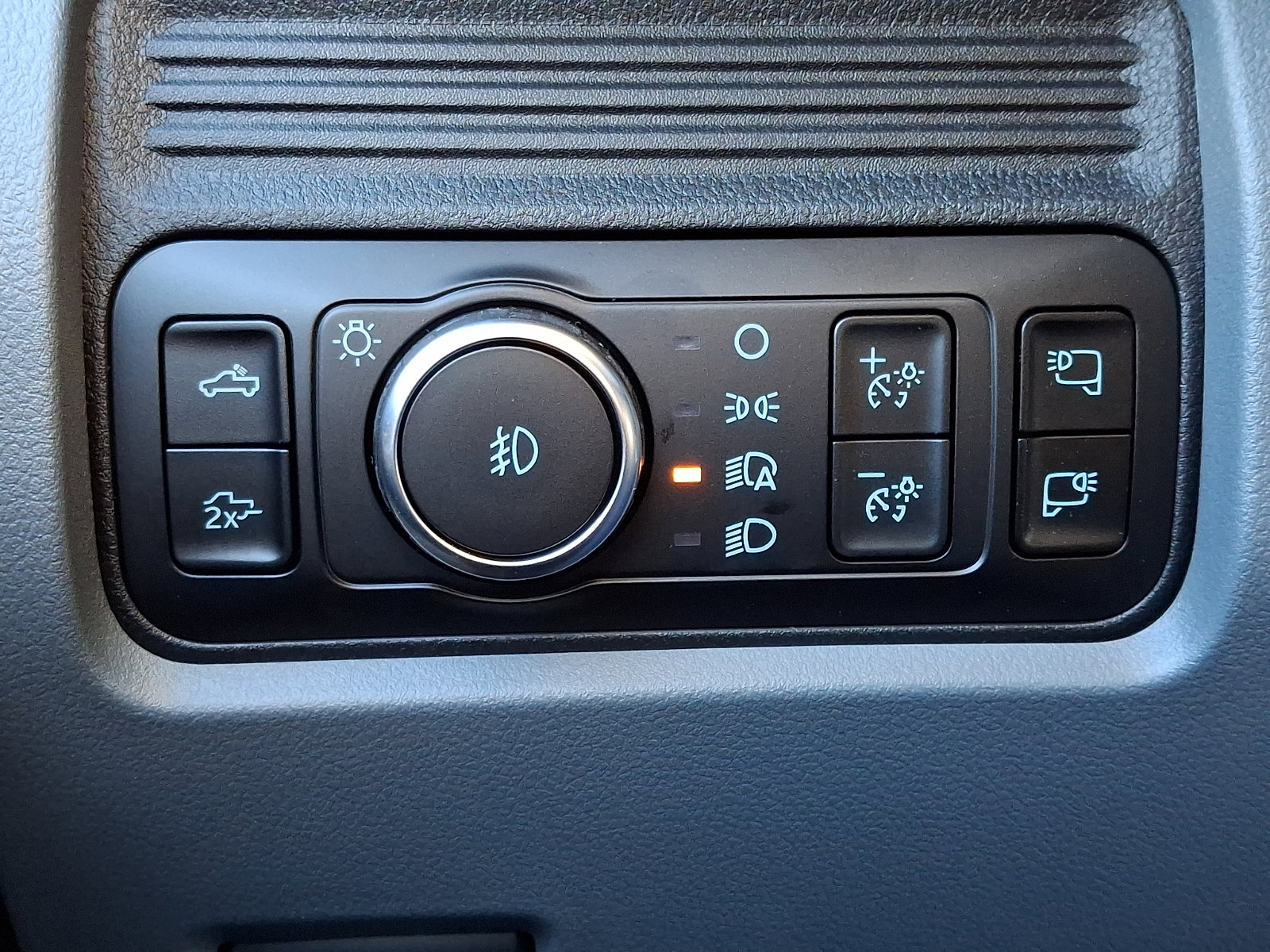 New 2026 Ford F250 XLT w/ XLT Premium Package image 17